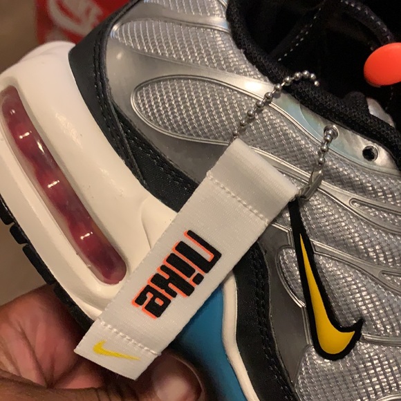 Nike Airmax Plus - Picture 2 of 9